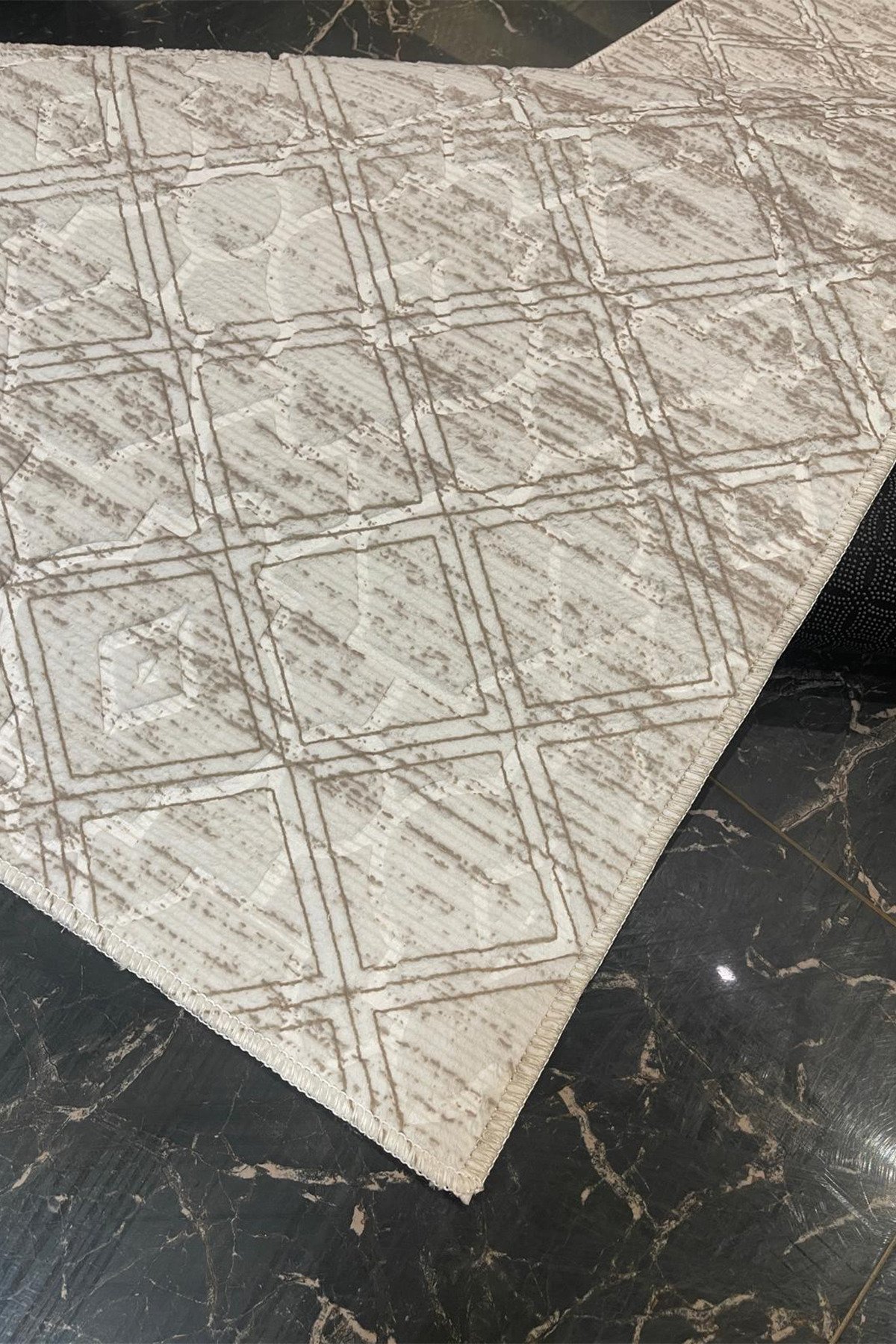 1_org_zoom Modern Desenli Kaymaz Taban Elit Şık Dört Mevsim Yıkanabilir Halı Kesme Yolluk 32178