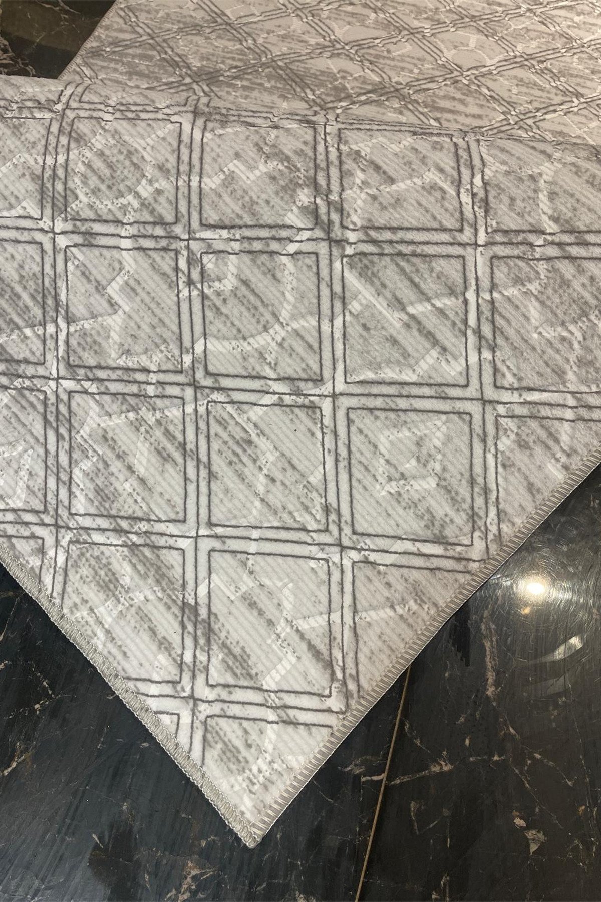 1_org_zoom Modern Desenli Kaymaz Taban Elit Şık Dört Mevsim Yıkanabilir Halı Kesme Yolluk 32186