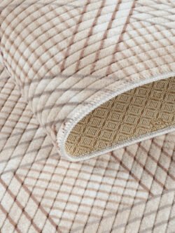 Relax Konforlu Şık Dekoratif Kaymaz tabanlı , Yıkanabilir ve Leke Tutmaz Dört Mevsim Yolluk