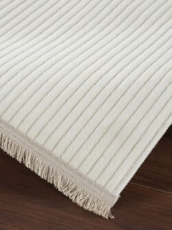 Konforlu Şık Dekoratif Kaymaz tabanlı , Yıkanabilir ve Leke Tutmaz Dört Mevsim Yolluk